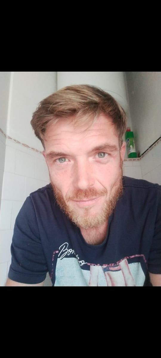 Profil de Santi